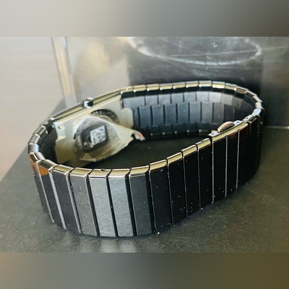 RADO Ceramic Case 4 Diamond Dial /Unisex Watch - Picture 5 of 12